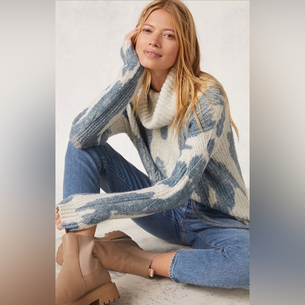 Anthropologie Pilcro Spotted
Turtleneck Sweater